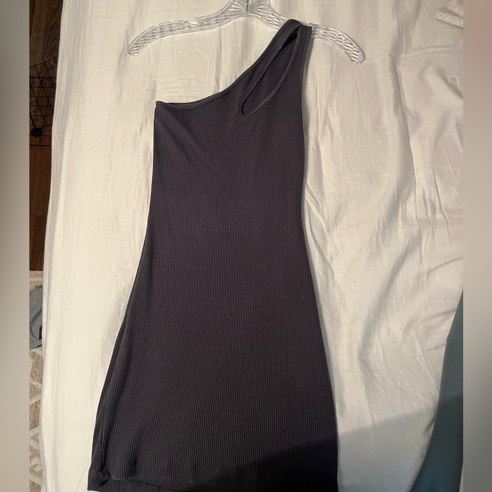 monrow gray one shoulder cut out dress size xs